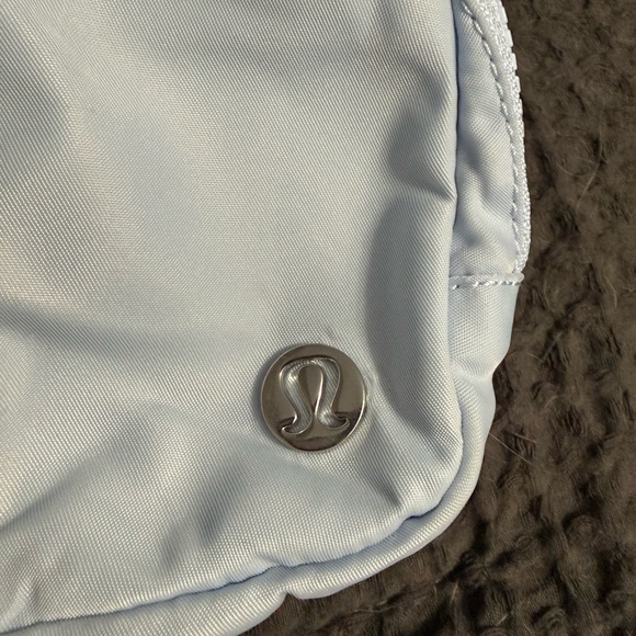 Lululemon Athletica Light Blue Belt Bag - Picture 2 of 5